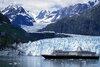 holland-america-cruise-ship-volendam-at-margerie-glacier-in-glacier-A83DFJ.jpg